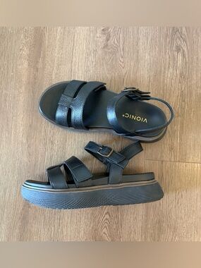 Vionic - Solana Platform Sandal - 8.5